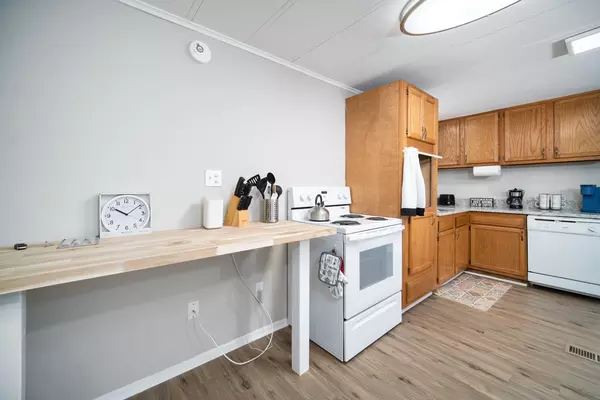 Coliving in Cedar Hills - Westside, Jacksonville