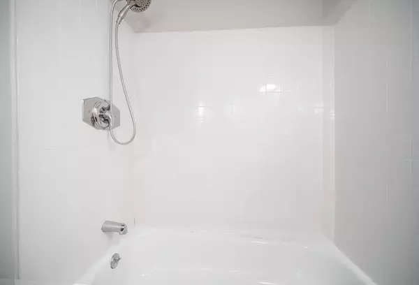 Coliving in Cedar Hills - Westside, Jacksonville