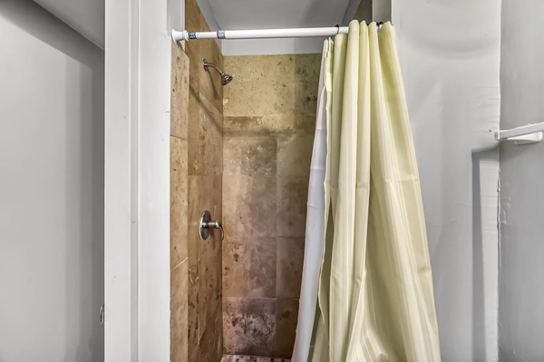 Coliving in Hyde Park JAX - Westside, Jacksonville