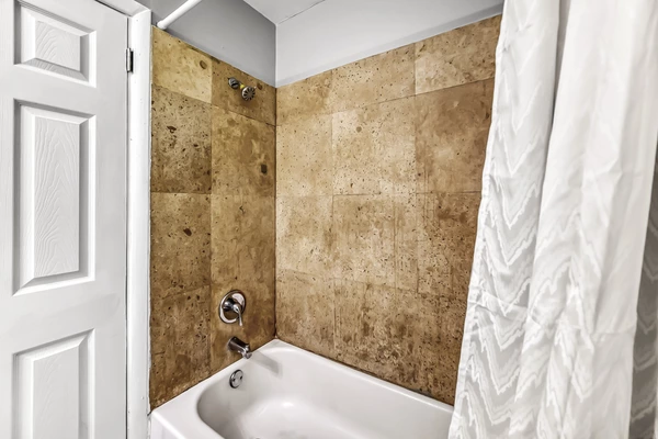 Coliving in Hyde Park JAX - Westside, Jacksonville