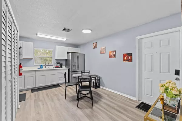 Coliving in Grant Park Tampa - East Tampa, Tampa