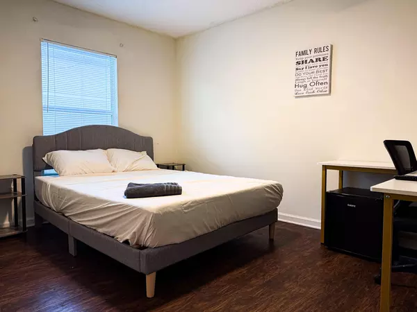 Coliving in Windy Hill - Southside, Jacksonville