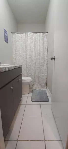 Coliving in Highlands - Northside, Jacksonville