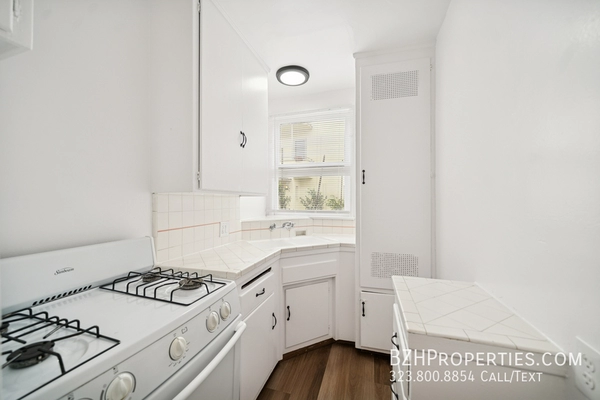 Studio Apartment for rent in Los Feliz - Central Los Angeles, Los Angeles