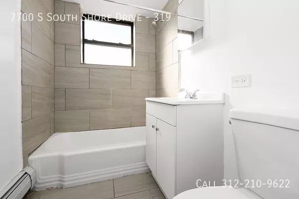 2 bedrooms apartment for rent in South Shore - South Side, Chicago