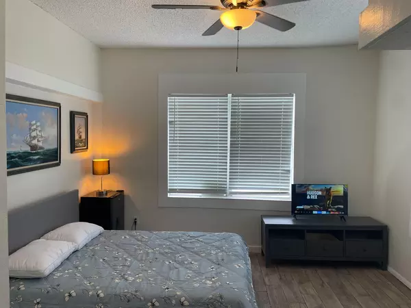 Coliving in Ybor City - Central Tampa, Tampa