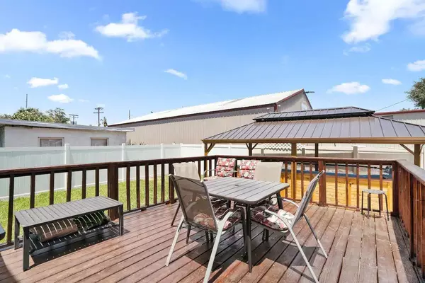 Coliving in Ybor City - Central Tampa, Tampa