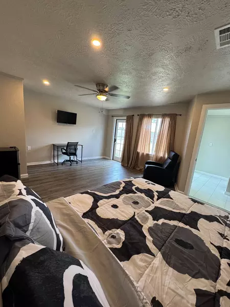 Coliving in Northshore - Ne Houston, Houston