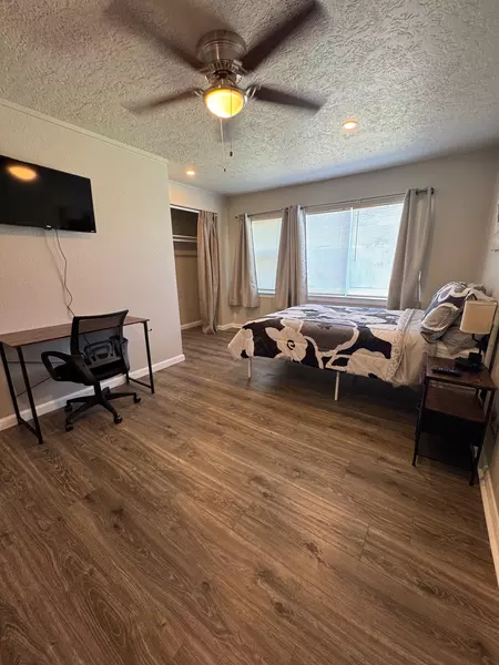 Coliving in Northshore - Ne Houston, Houston