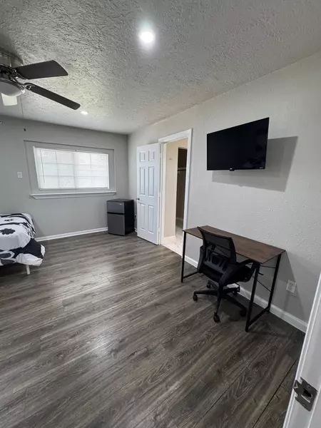 Coliving in Northshore - Ne Houston, Houston