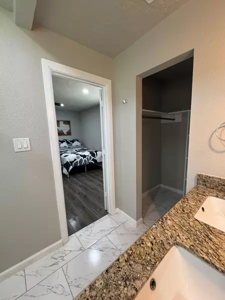 Coliving in Northshore - Ne Houston, Houston