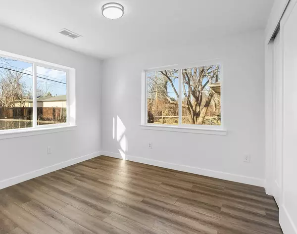 Coliving in Broomfield - Outer Denver, Denver