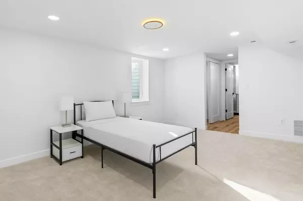 Coliving in Broomfield - Outer Denver, Denver