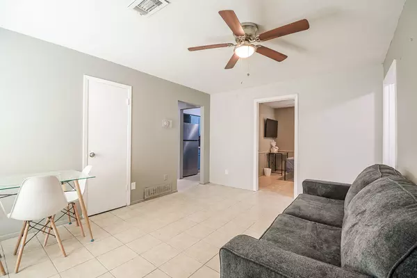 Coliving in Wolf Creek - Sw Dallas, Dallas