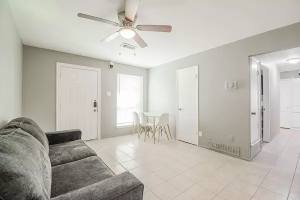 Coliving in Wolf Creek - Sw Dallas, Dallas