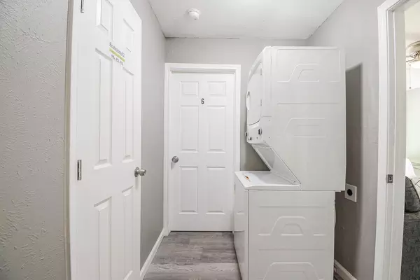 Coliving in Wolf Creek - Sw Dallas, Dallas