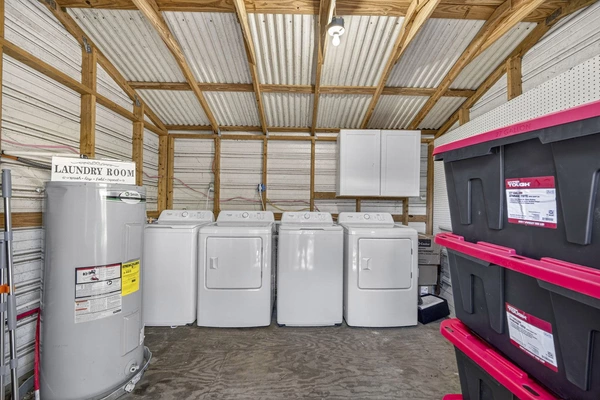 Coliving in Live Oaks Square - East Tampa, Tampa