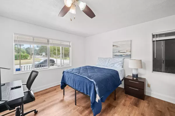 Coliving in Cedar Hills - Westside, Jacksonville