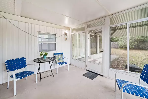 Coliving in Cedar Hills - Westside, Jacksonville