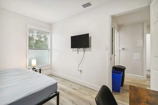 Coliving in Lealman - Clearwater-St. Petersburg, Tampa