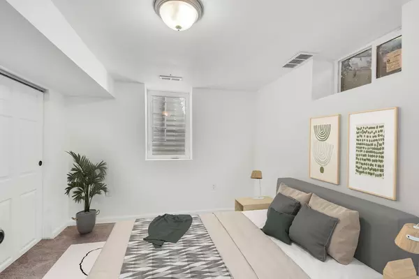 4 bedrooms apartment for rent in Park Hill - North Denver, Denver