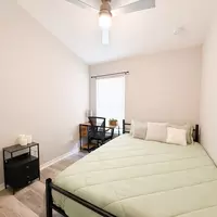 Coliving in Live Oaks Square - East Tampa, Tampa