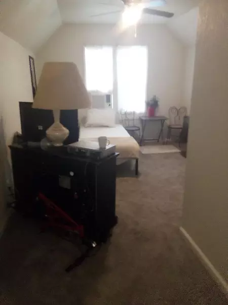 Coliving in Armourdale - KCK, Kansas City