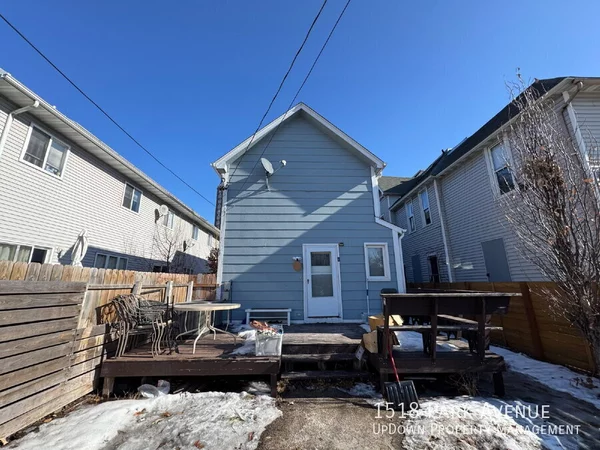 3 bedrooms apartment for rent in Elliot Park - Central Minneapolis, Minneapolis