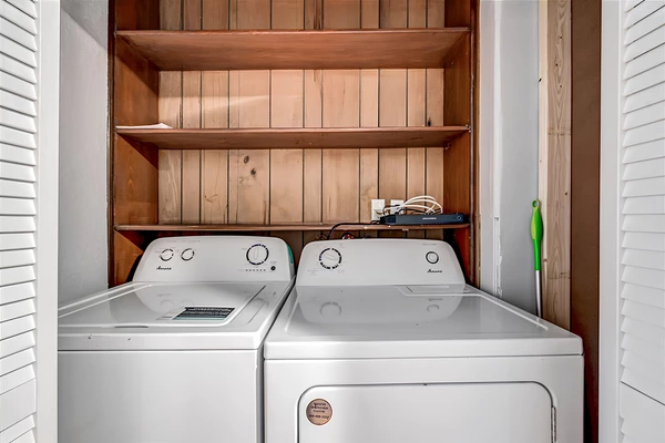 Coliving in Cedar Hills - Westside, Jacksonville