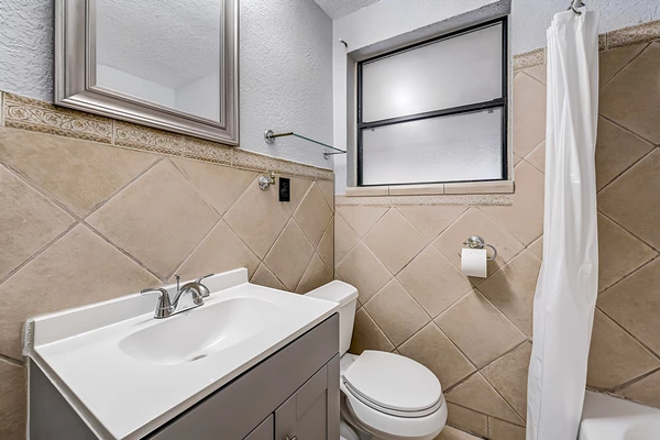 Coliving in Cedar Hills - Westside, Jacksonville