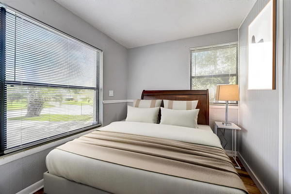 Coliving in Cedar Hills - Westside, Jacksonville