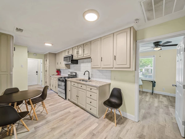 Coliving in Oak Cliff - Sw Dallas, Dallas