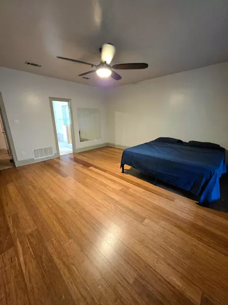 Coliving in Cedar Hill - Sw Dallas, Dallas