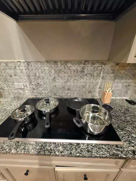 Coliving in Cedar Hill - Sw Dallas, Dallas