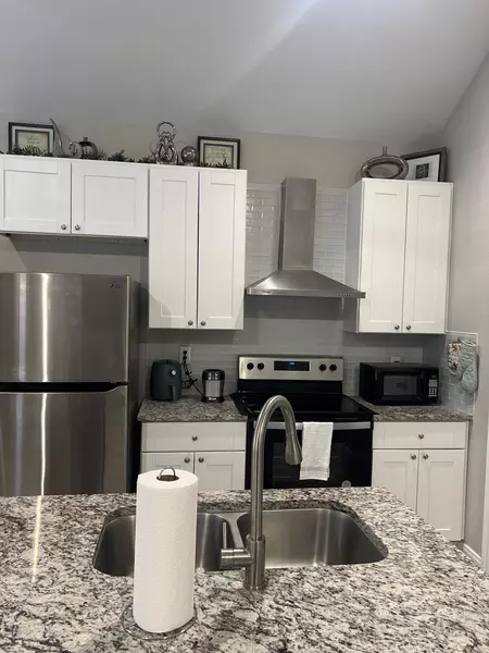 Coliving in The Woodlands - Nw Houston, Houston