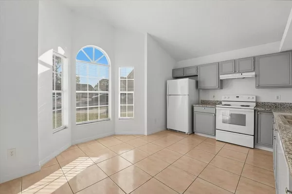 3 bedrooms apartment for rent in Vista East - East Orlando, Orlando