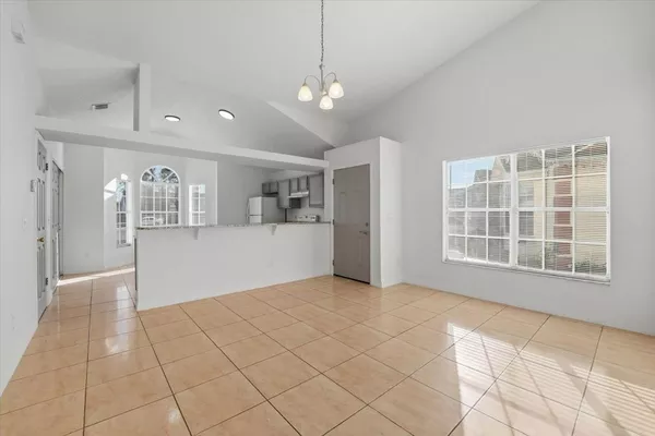 3 bedrooms apartment for rent in Vista East - East Orlando, Orlando