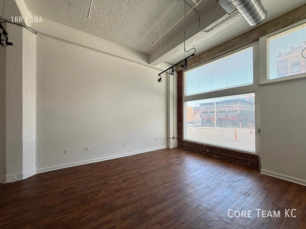 1 bedroom apartment for rent in Downtown Kansas City - KCMO, Kansas City