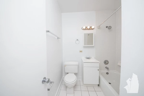 2 bedrooms apartment for rent in Logan Square - North Side, Chicago