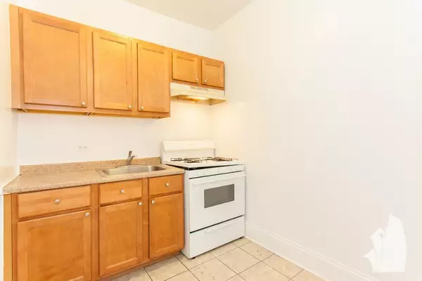 Studio Apartment for rent in Logan Square - North Side, Chicago