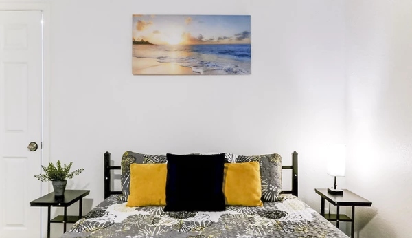 Coliving in Ybor City - Central Tampa, Tampa