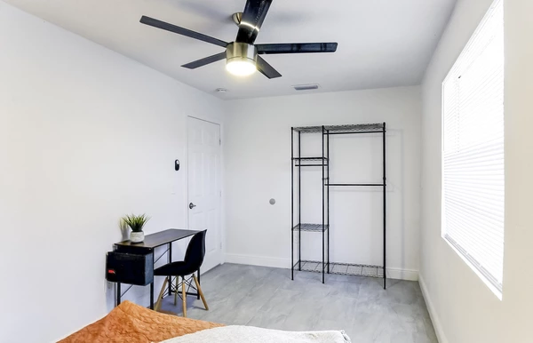 Coliving in Ybor City - Central Tampa, Tampa