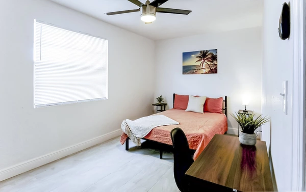 Coliving in Ybor City - Central Tampa, Tampa
