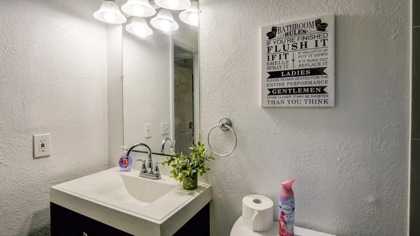 Coliving in University - North Tampa, Tampa