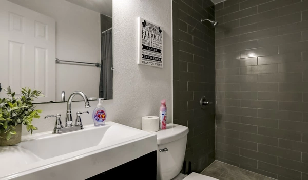 Coliving in University - North Tampa, Tampa