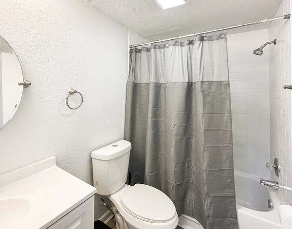 Coliving in University Square - North Tampa, Tampa
