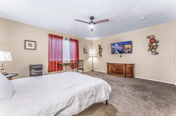 Coliving in North Las Vegas - North Las Vegas, Las Vegas