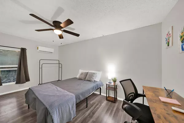 Coliving in Duncanville - Sw Dallas, Dallas