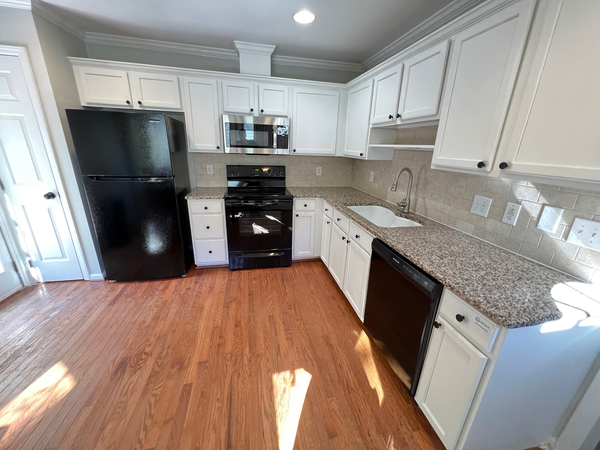 Coliving in Cary - Outer Triangle, Raleigh