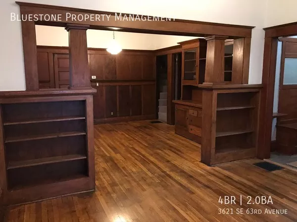 4 bedrooms apartment for rent in Foster-Powell - SE Portland, Portland